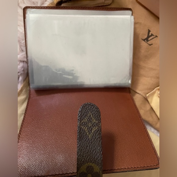 Authentic Louis Vuitton -Rare Small Photo Book - Picture 10 of 10